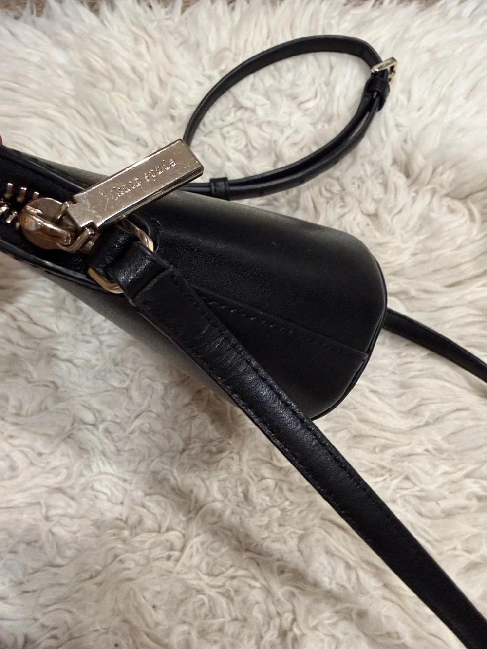 Kate Spade Kali‎ Small Dome Crossbody Leather Black